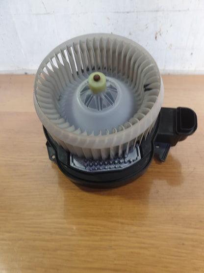 ✅Jaguar F-Pace 3.0 Petrol 2017 HEATER BLOWER FAN MOTOR MF116360-2681 Warranty - Image 4