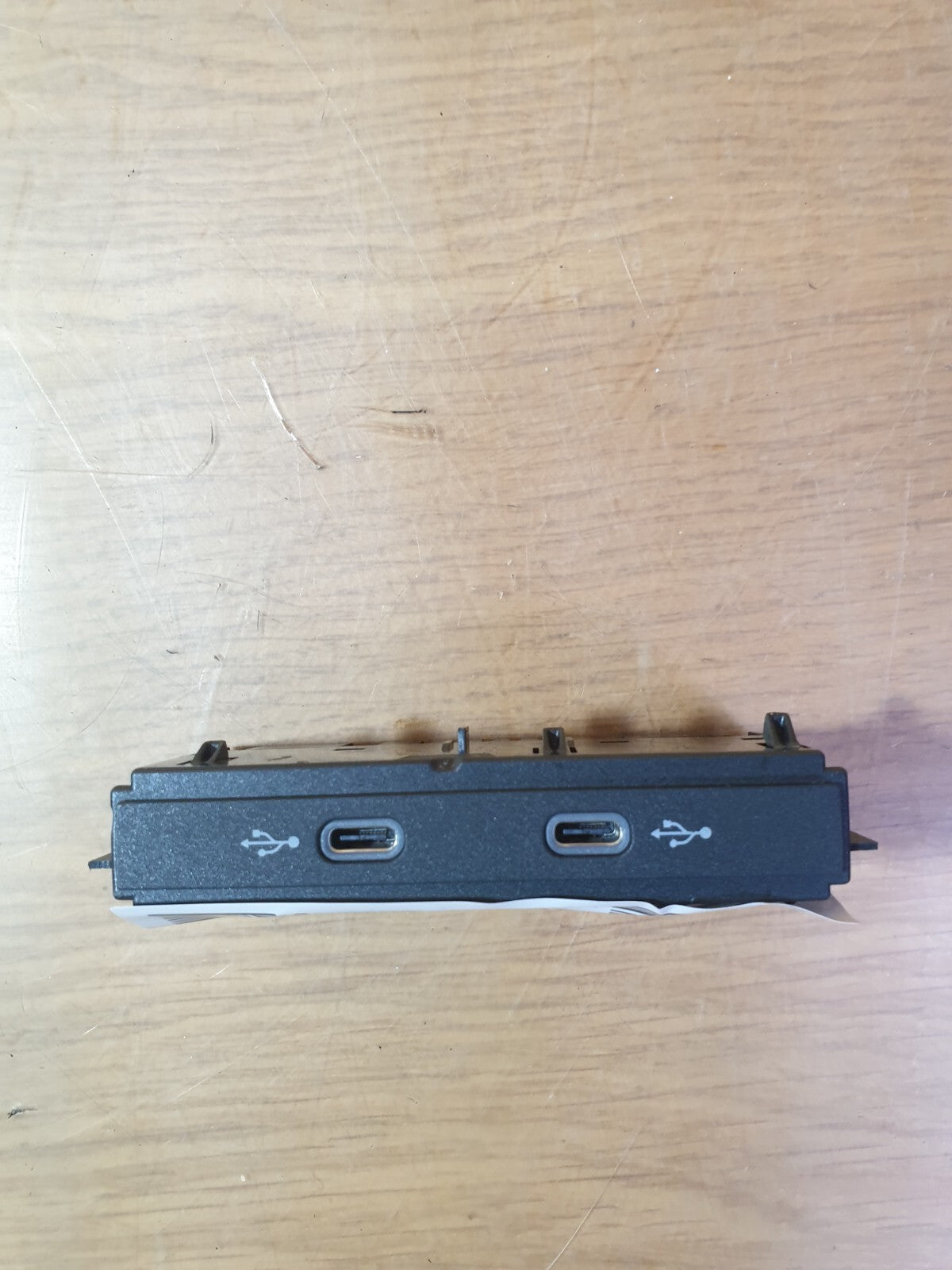 ✅2023 CUPRA FORMENTOR FRONT CENTRE CONSOLE USB-C PORT SOCKET 5NA035736 +WARRANTY - Image 3
