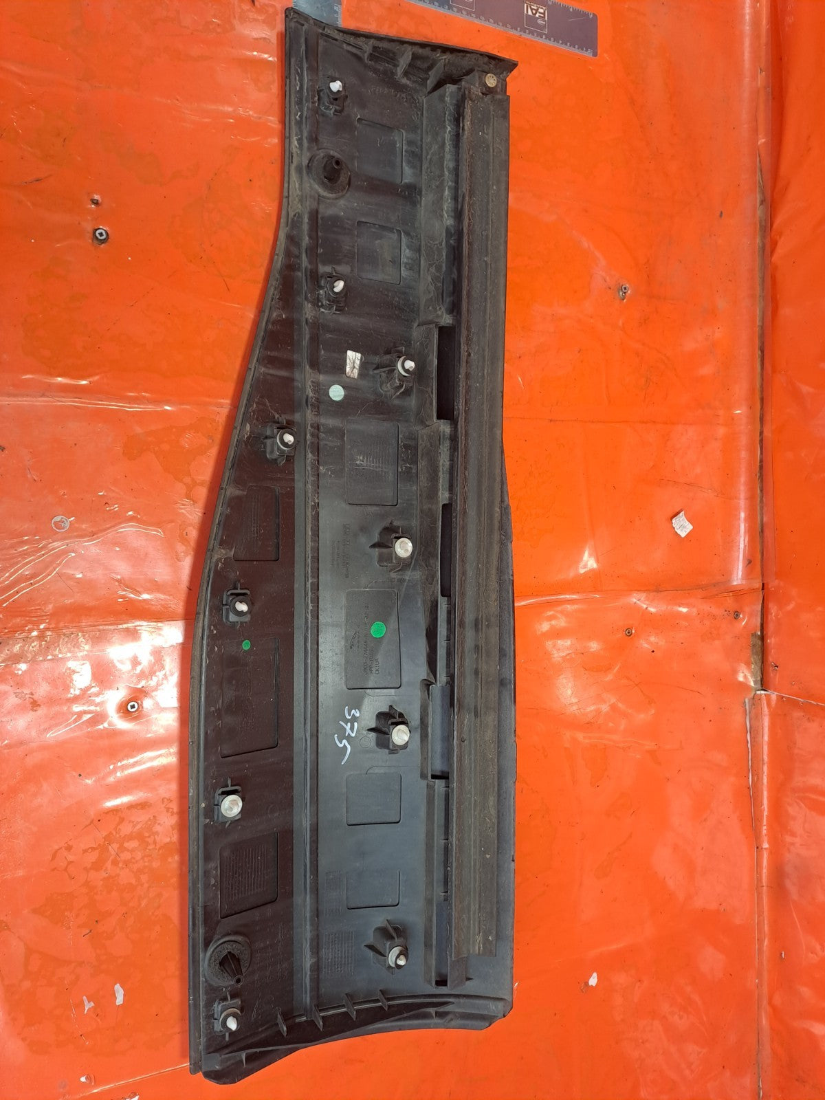 ✅2020 Jaguar I-Pace X590 Rear Right Door Lower Molding J9D3-274A48-A A375 - Image 9
