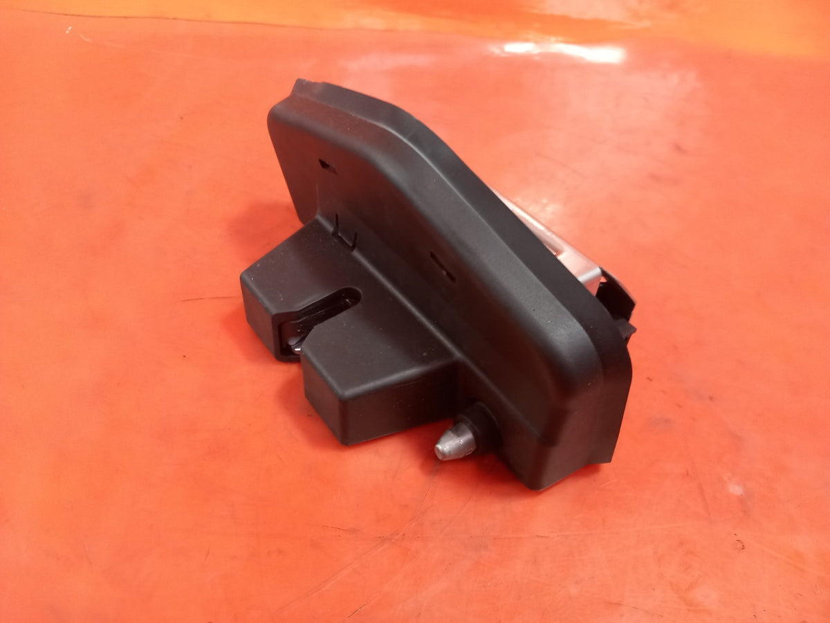 ebay-src:https://i.ebayimg.com/00/s/mtiwmfgxnjaw/z/nquaaesw-dlqhpjz/$_57.jpg