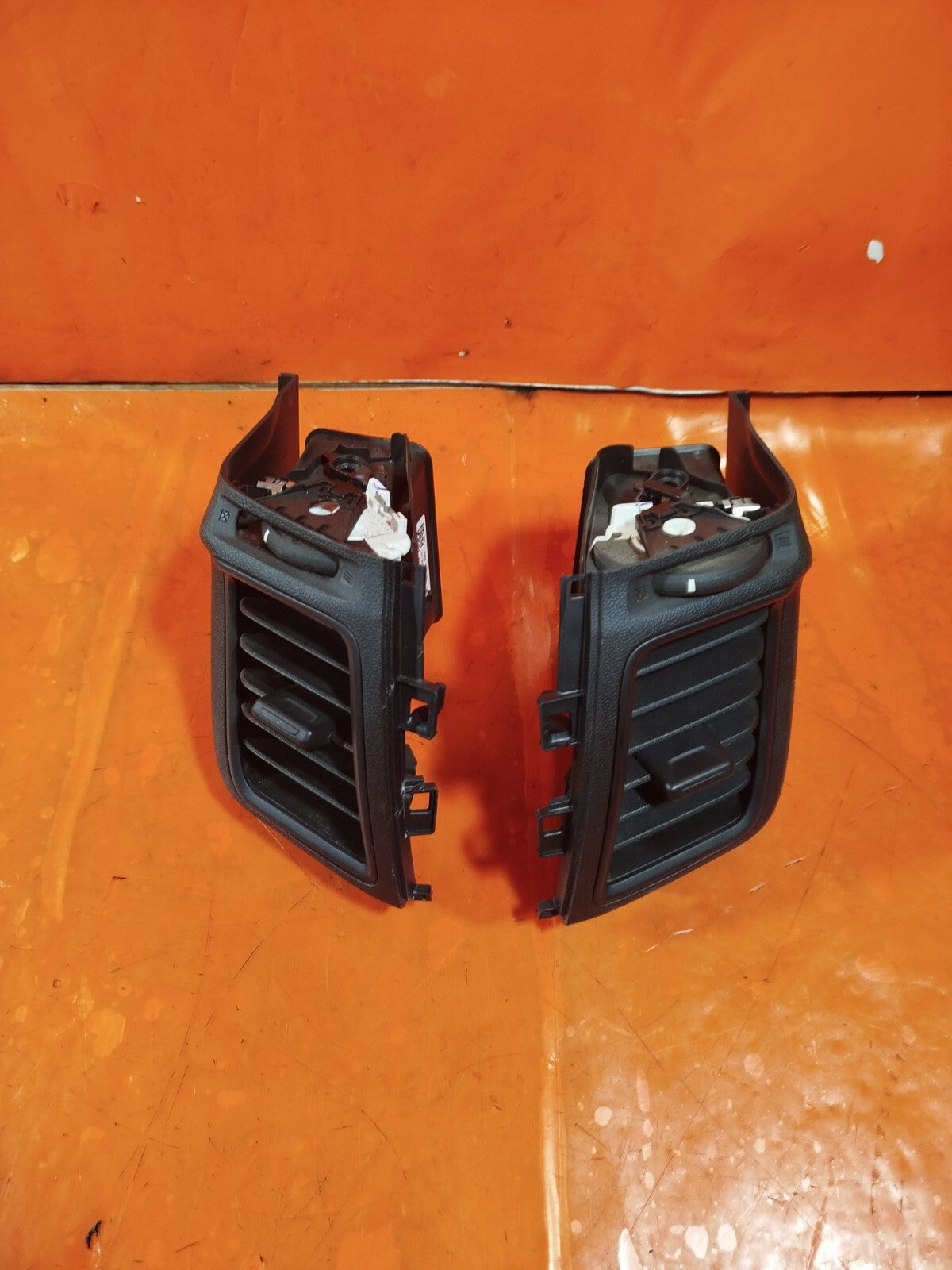 ✅FORD TRANSIT CUSTOM 2.0 DIESEL 2019 Right&Left Air Vents JK21-V018B09-AC A281 - Image 1