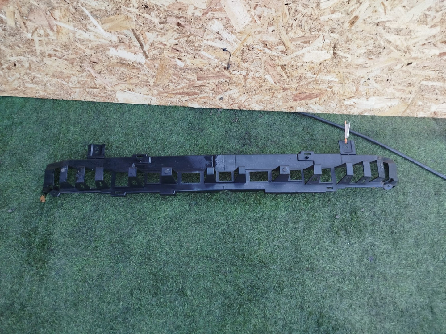 ✅2015 FORD MONDEO MK5 BUMPER BRACKET REAR CENTRE DS73-17E898-B + WARRANTY - Image 1