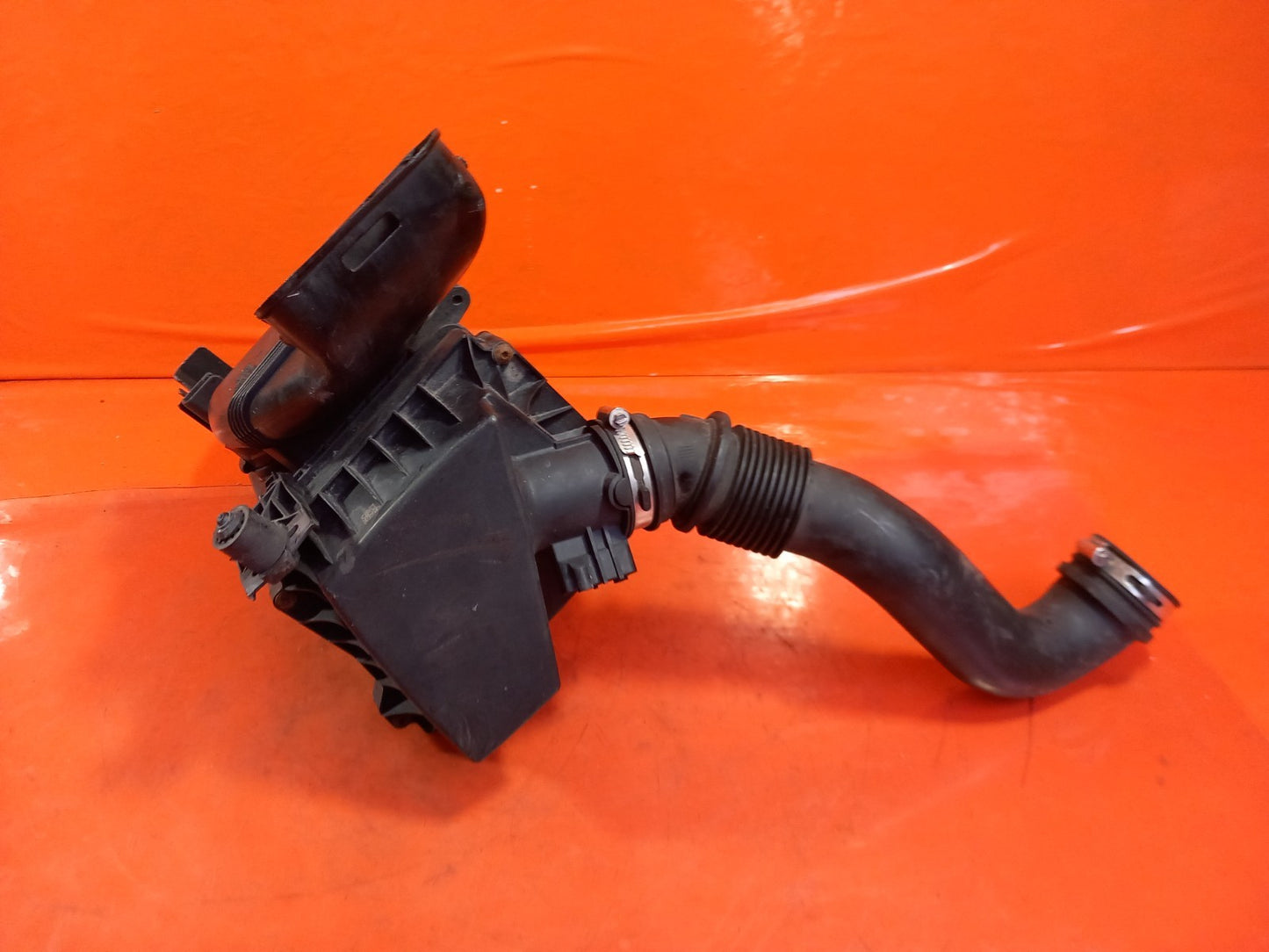 Ford Fiesta MK7 Air Filter Box C1B1-9600-AD Warranty xAA - Image 3
