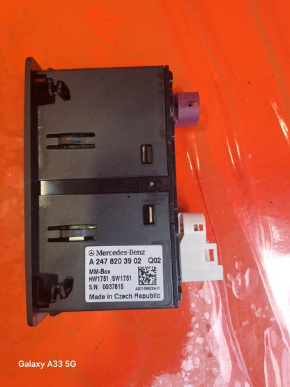 ✅MERCEDES A180D SPORT W177 1.5 DIESEL 2018 USB SOCKET CONNECTION PORT A297 - Image 5