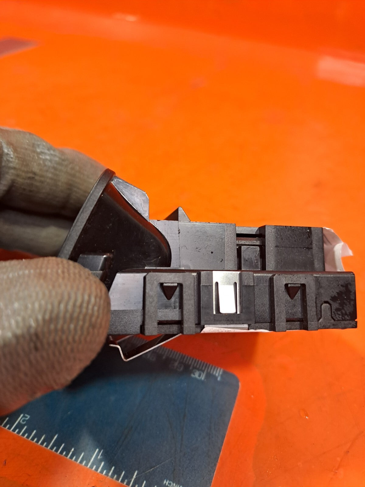 ✅MERCEDES W176 A180 1.6 PETROL 2012 HANDBRAKE RELEASE SWITCH A2469050451 A213 - Image 10