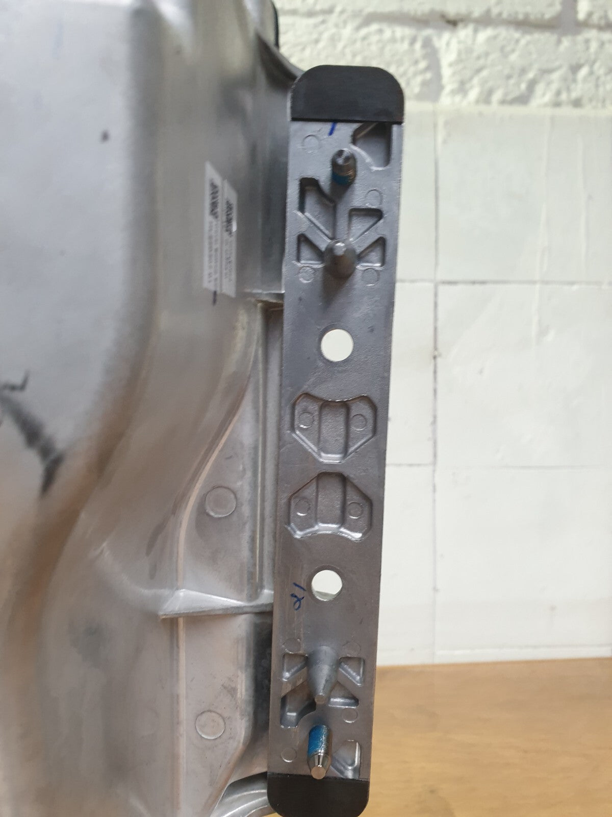 ebay-src:https://i.ebayimg.com/00/s/mtywmfgxmjaw/z/hswaaoswk5tmtklg/$_57.jpg
