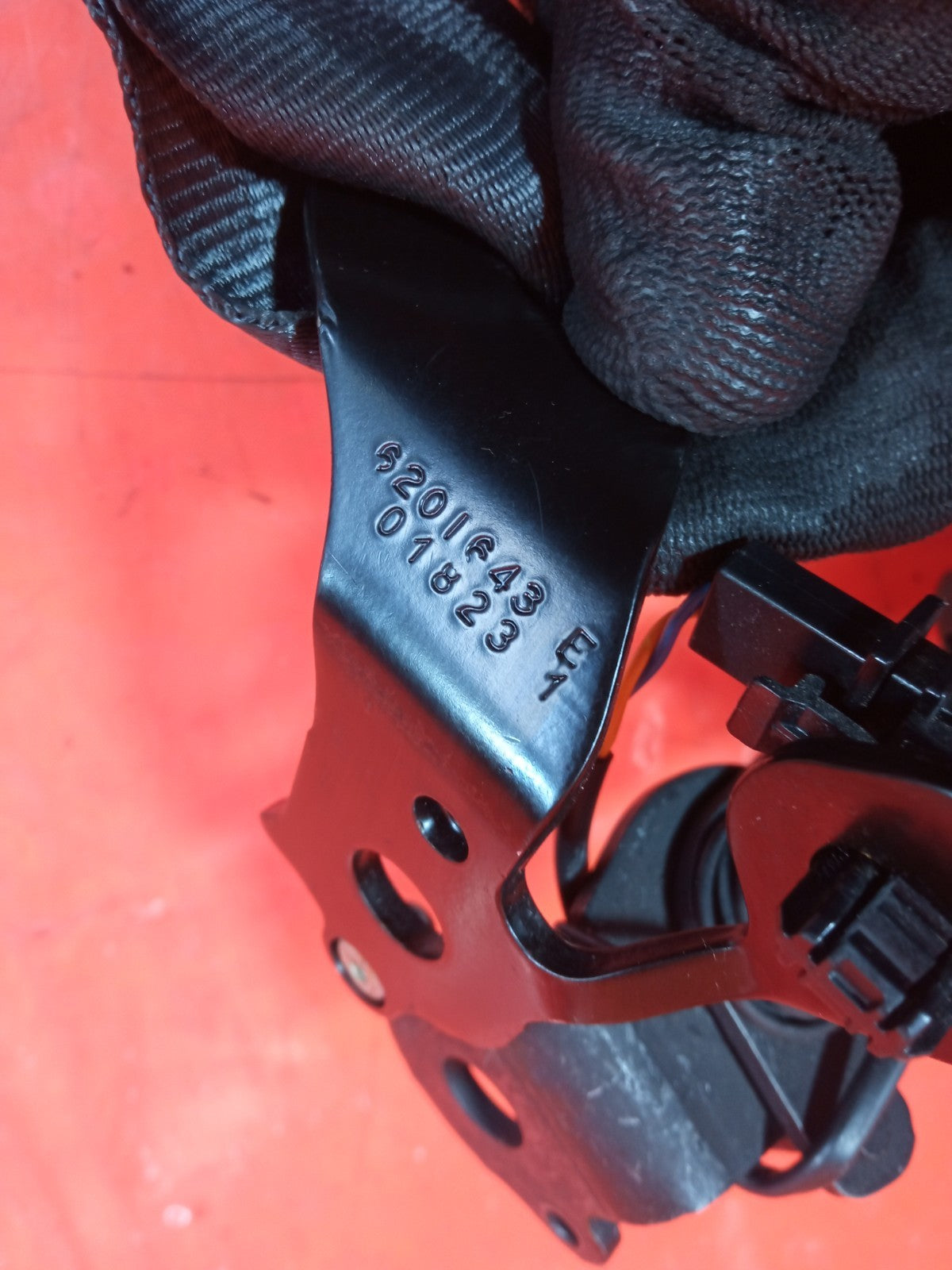 ✅Audi A3 Seat Rear Center Middle Seat Belt 640941300A 5FA857740MNB 5FA857807C - Image 5