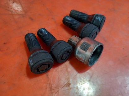 BMW F40 116D 1.5 Diesel 2021 Locking Wheel Bolt Nuts Warranty A365 - Image 9