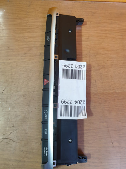 ✅AUDI A3 E-TRON 1.4 PETROL 2015 HAZARD WARNING TRACTION CONTROL SWITCH PANEL - Image 1
