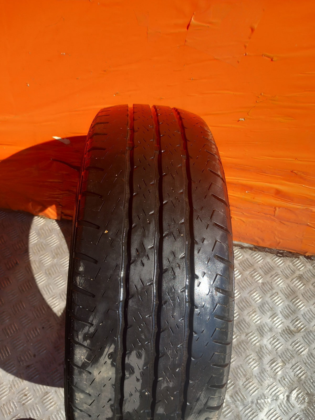 Runway Tyre 5.95 mm 215/65 R16 Warranty xAA - Image 6