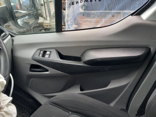 2023 Maxus Deliver 9 Front Right Door Card Panel Warranty A425 - Image 1