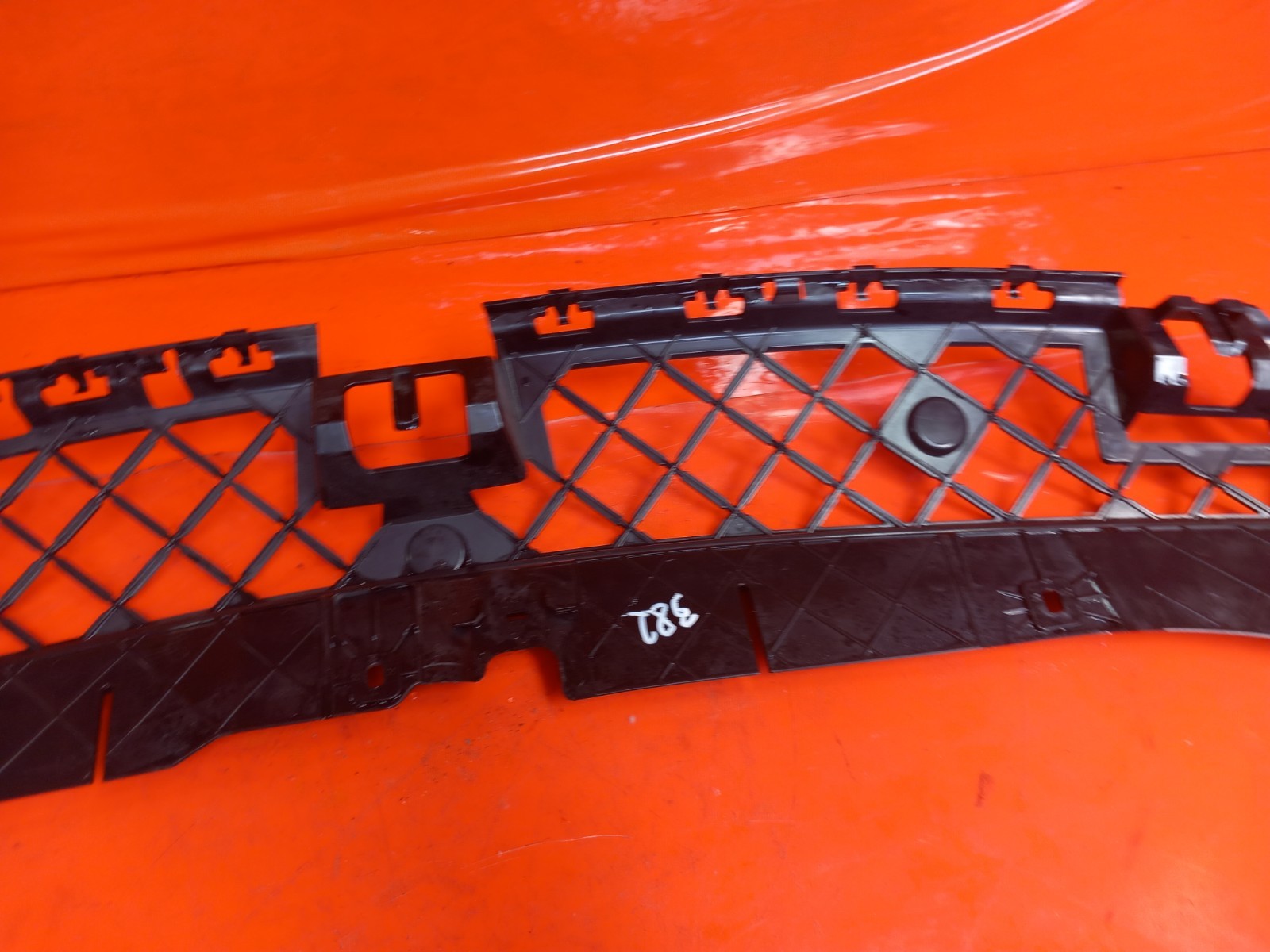 Mercedes W177 A180 Sport 1.5 Diesel 2019 Front Bumper Bracket Centre Upper A382 - Image 11