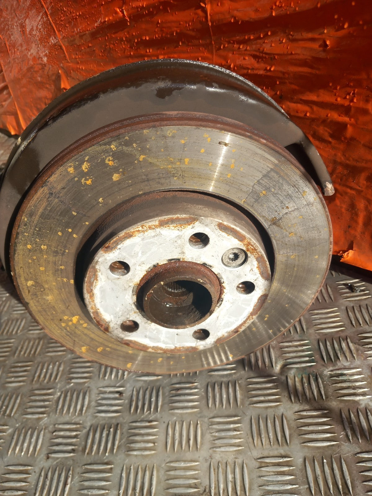 2021 VW Transporter T30 Rear Right Wheel Hub 7E0501414A Warranty A412 - Image 2