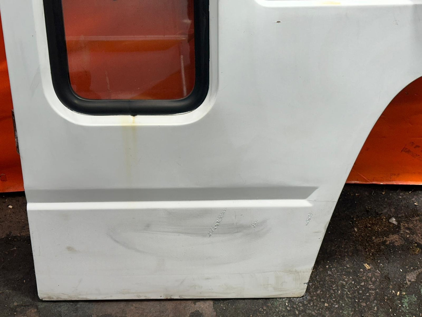 ✅2003 VOLVO FL FRONT LEFT DOOR WHITE + WARRANTY A324 - Image 5
