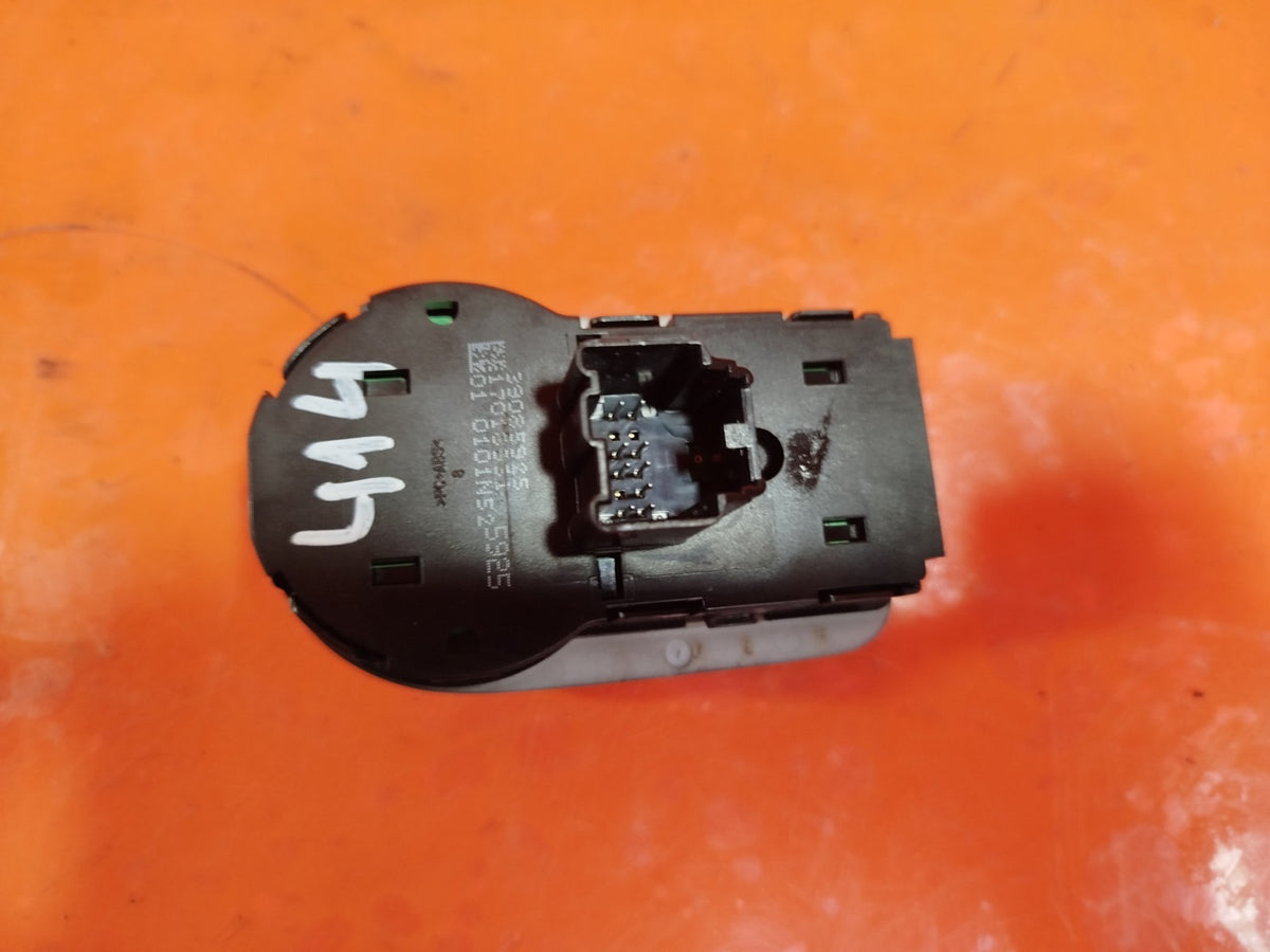 2020 Vauxhall Combo MK4 Headlight Switch 39085925 Warranty A414 - Image 5