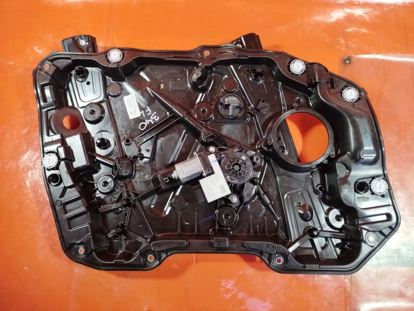 ebay-src:https://i.ebayimg.com/00/s/mtiwmfgxnjaw/z/7buaaeswfnhpxnit/$_57.jpg