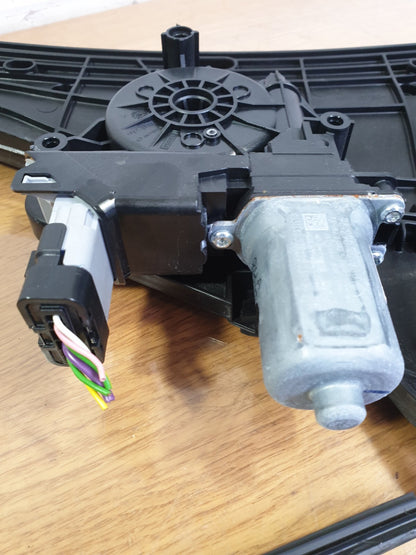 ebay-src:https://i.ebayimg.com/00/s/mtywmfgxmjaw/z/utyaaoswgjtm1hra/$_57.jpg