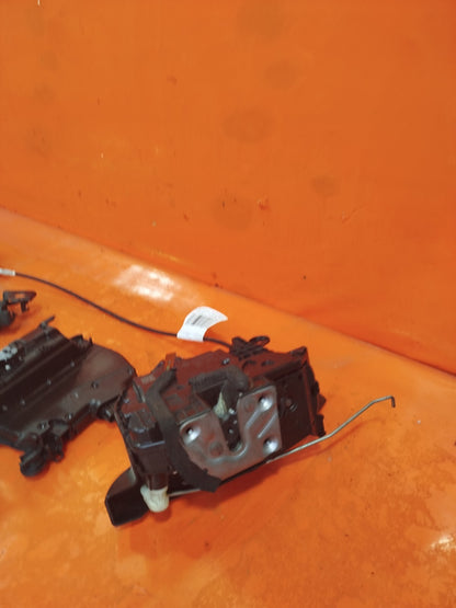 ✅2015 RENAULT TRAFIC MK3 SL27 FRONT DOOR LOCKING MECHANISM & BONNET CATCH SET - Image 6