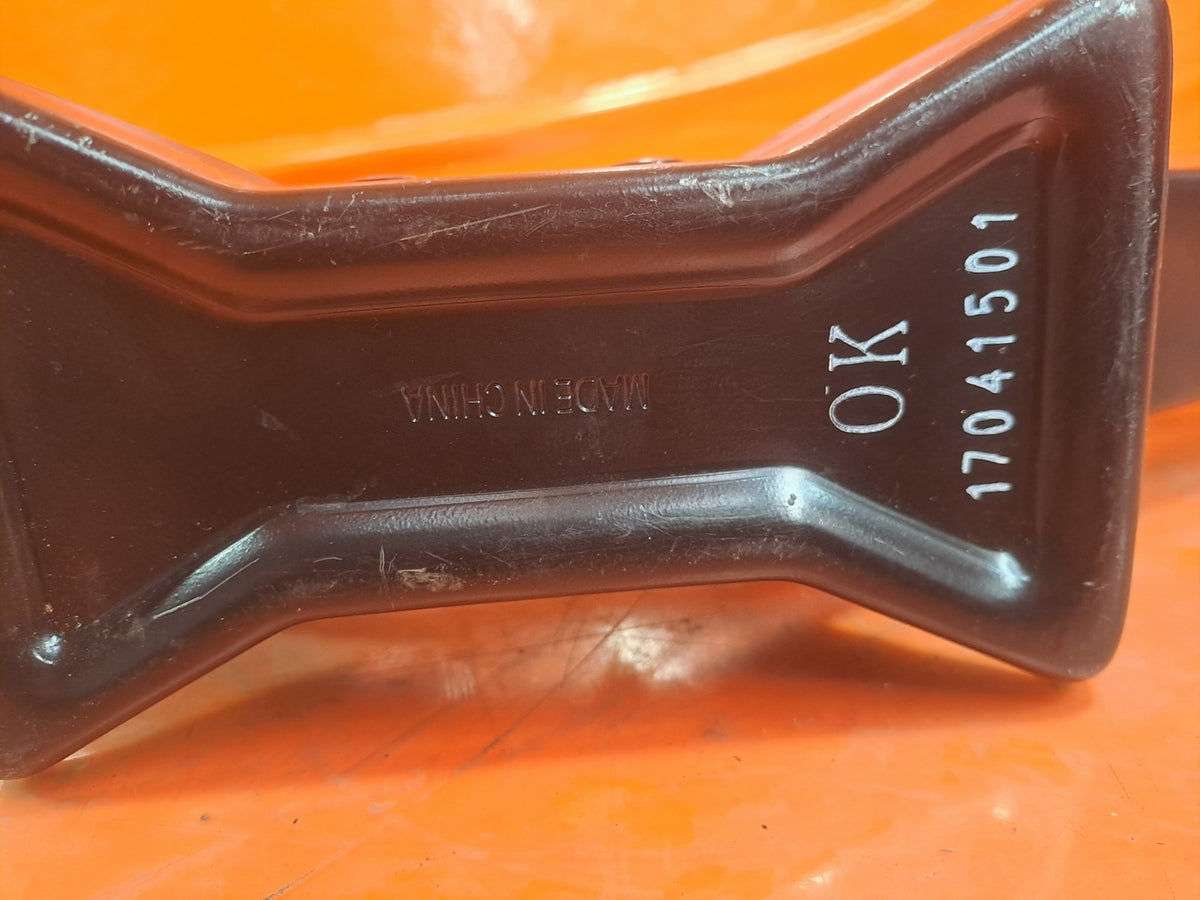 ebay-src:https://i.ebayimg.com/00/s/mtiwmfgxnjaw/z/bjoaaeswr7pqhx-b/$_57.jpg