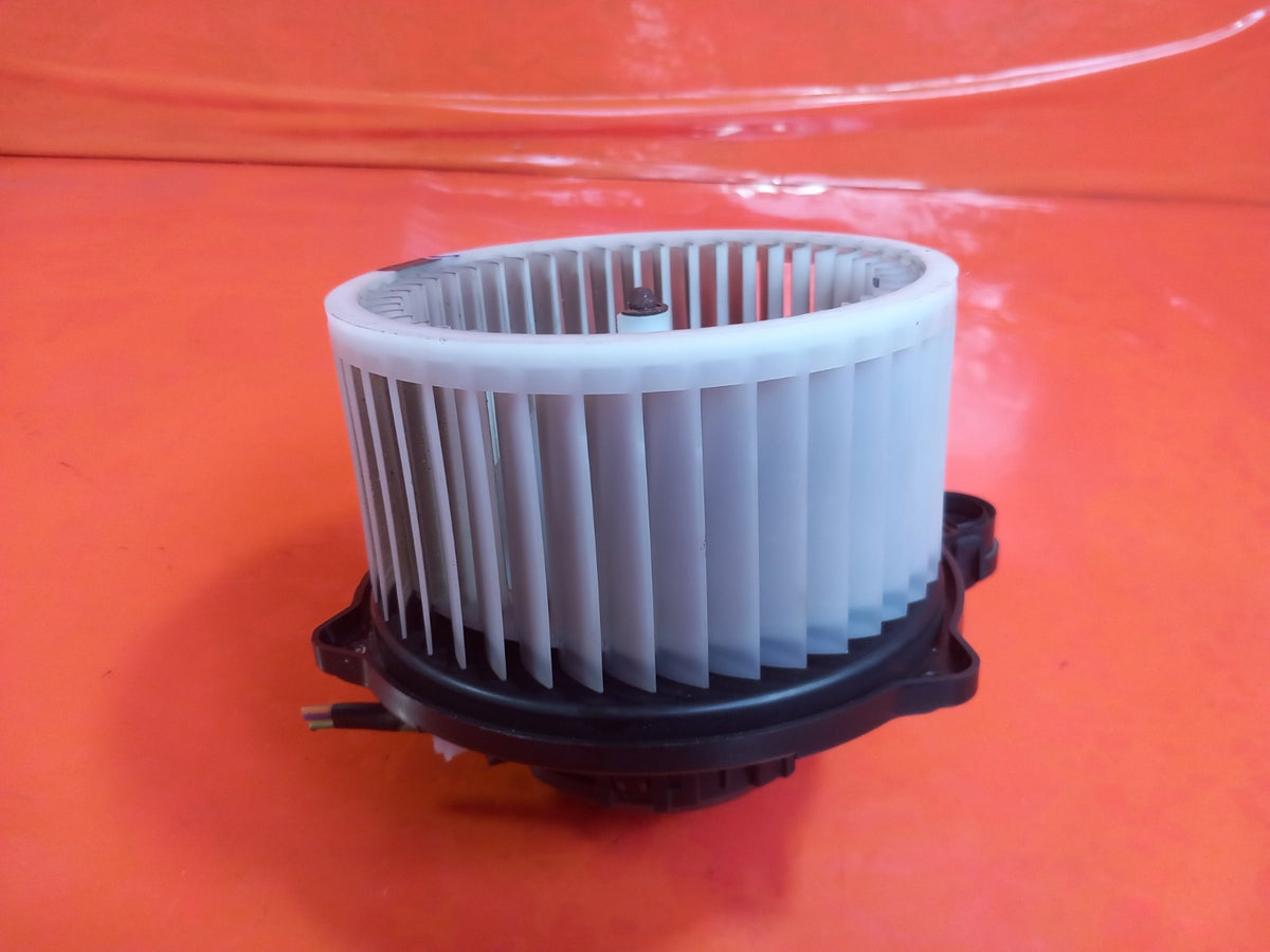 2021 Ford Ranger Wildtrak Heater Blower Motor Fan F00S3B2444 Warranty A407 - Image 2