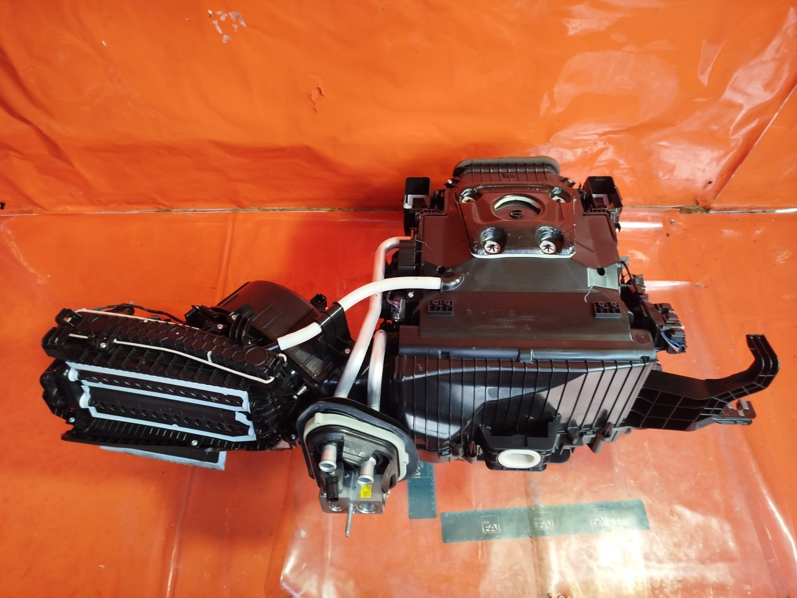 ebay-src:https://i.ebayimg.com/00/s/mtiwmfgxnjaw/z/apkaaesw4ibpzli-/$_57.jpg