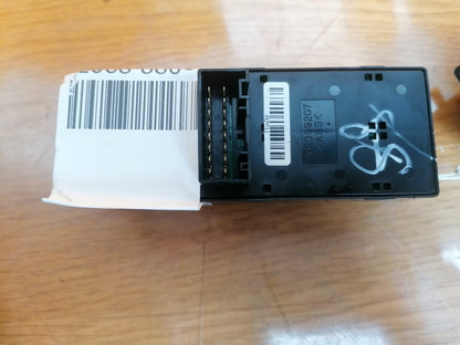 ✅2016 SSANGYONG KORANDO 2.2D FRONT RIGHT DRIVER SIDE WINDOW SWITCH MIRROR A088 - Image 6