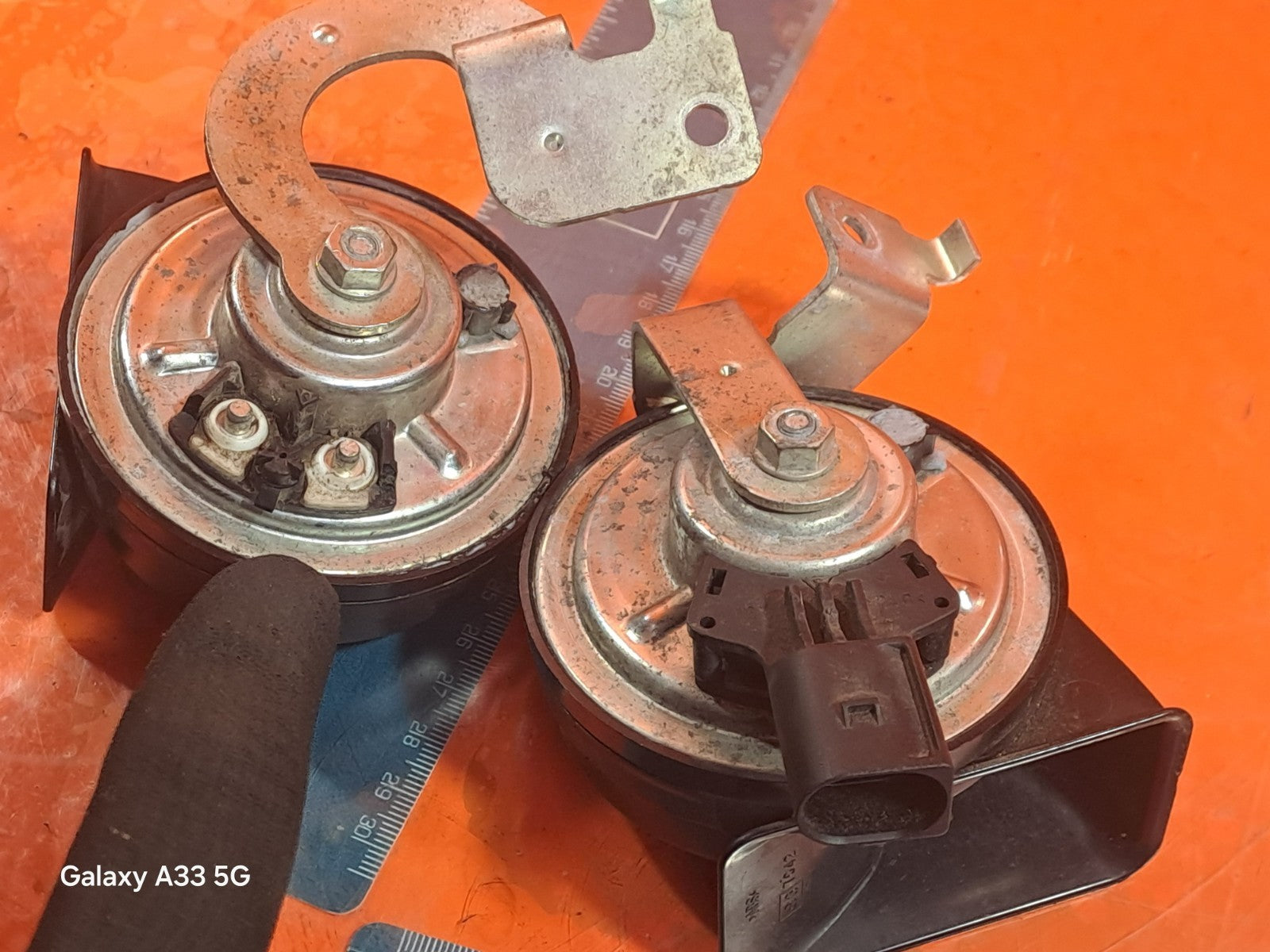 ✅MERCEDES A180 SPORT 1.3 PETROL 2025 ALARM SIREN HORN SIGNAL PAIR A2475403206 - Image 10