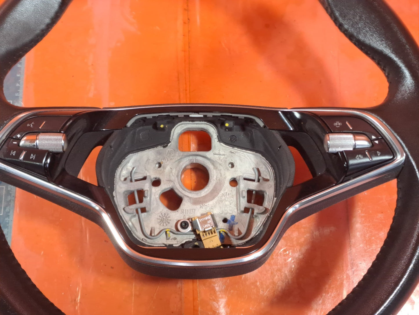 ✅SKODA KAMIQ Se 1.5 PETROL 2024 MULTIFUNCTION LEATHER STEERING WHEEL 5E3419093DA - Image 9
