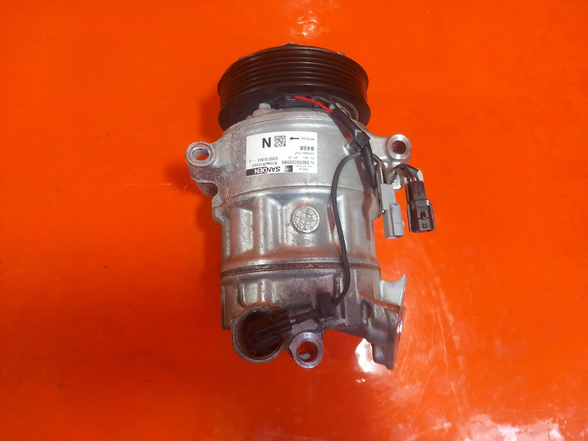 ebay-src:https://i.ebayimg.com/00/s/mtiwmfgxnjaw/z/u9oaaeswna9qs6bx/$_57.jpg