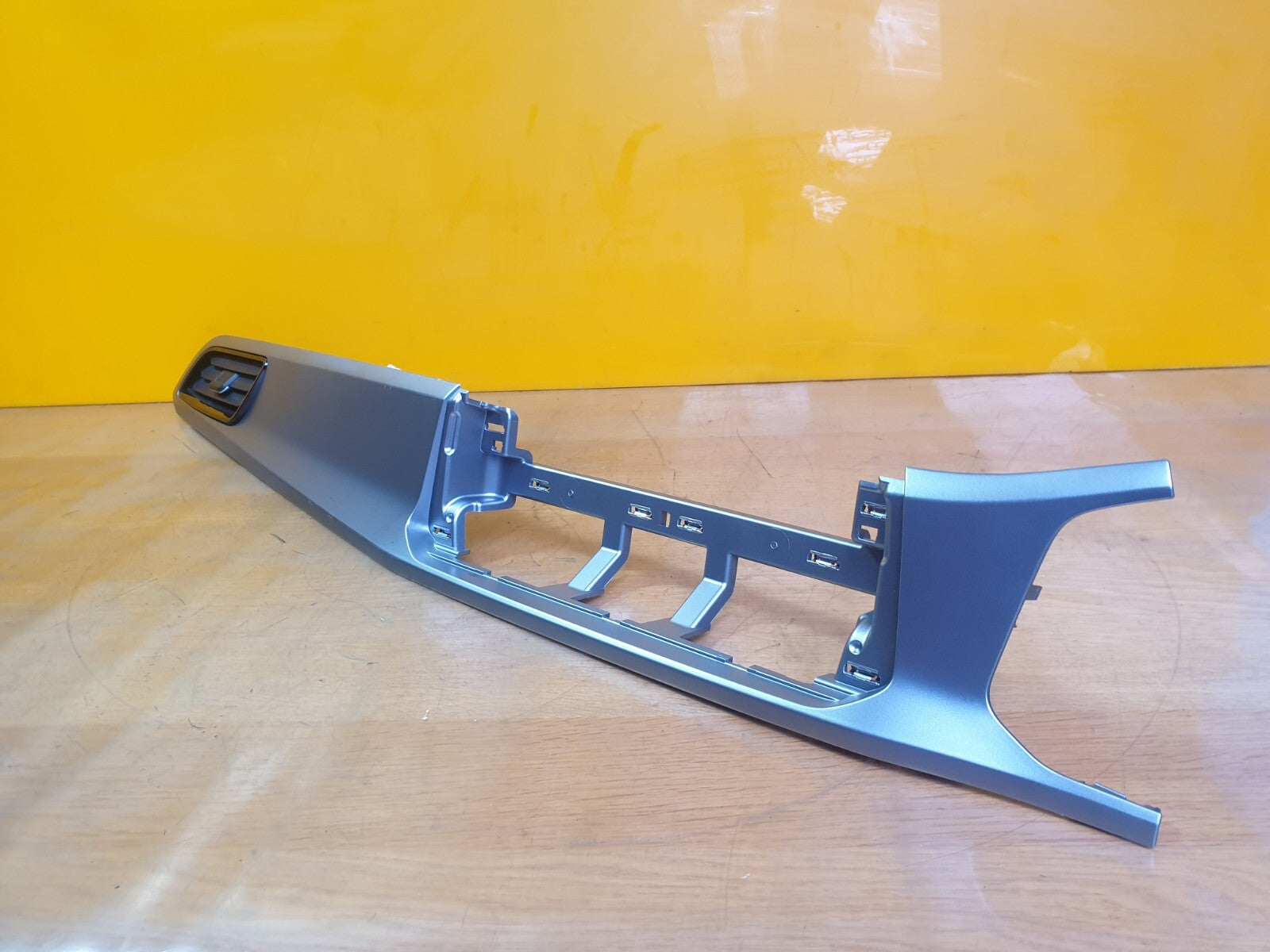 ✅VW T-ROC 1.5 PETROL 2022 DASHBOARD TRIM WITH AIR VENT 2GB858035A 2GB819703G - Image 12
