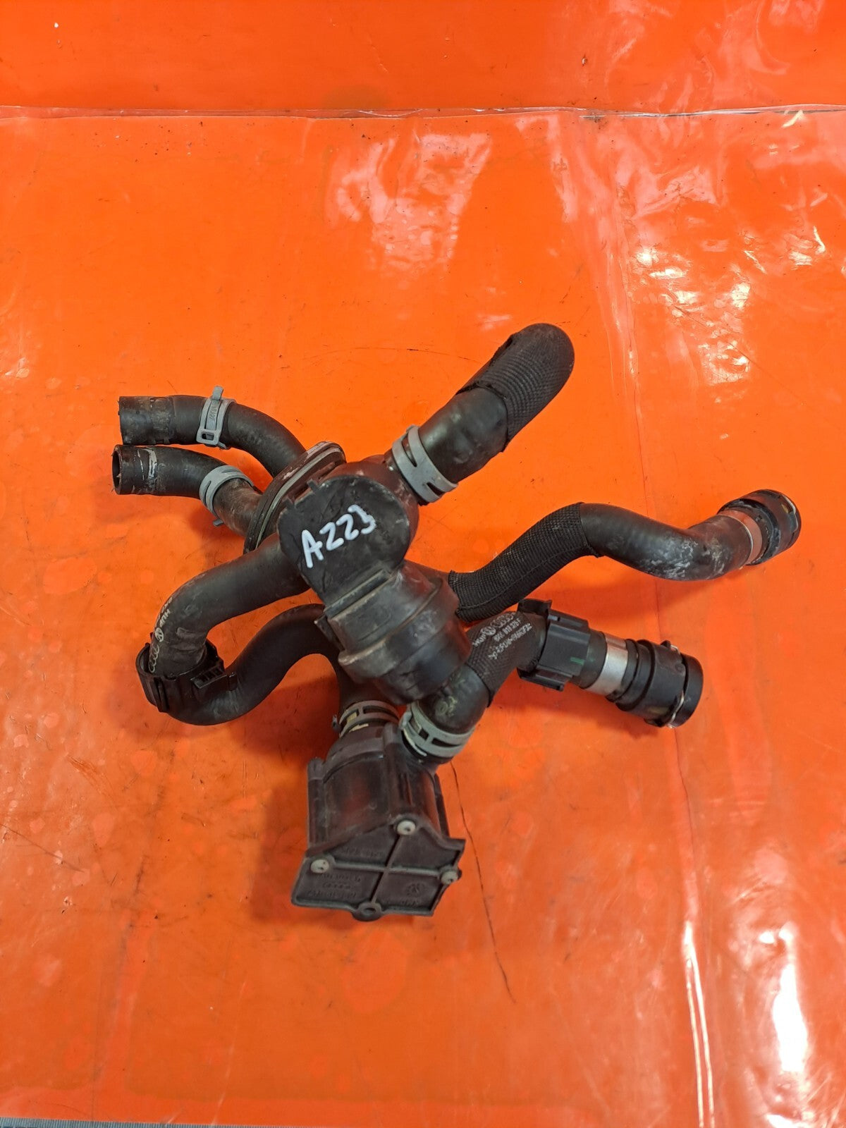 ebay-src:https://i.ebayimg.com/00/s/mtywmfgxmjaw/z/vgyaaoswszln9aha/$_57.jpg