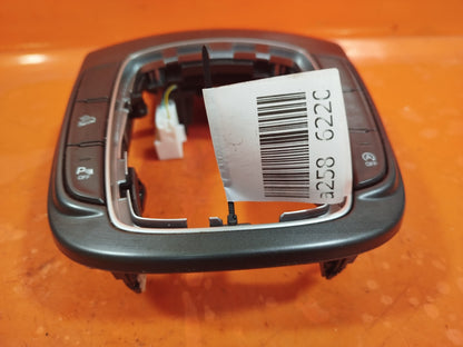 ✅HYUNDAI KONA 1.0 PETROL 2019 GEAR SELECTOR SURROUND WIRELESS CHARGING MODULE - Image 5