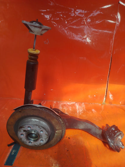 ✅BMW 220D M Sport F44 2023 2.0 Diesel REAR RIGHT SUSPENSION LEG HUB 6791706 A293 - Image 1