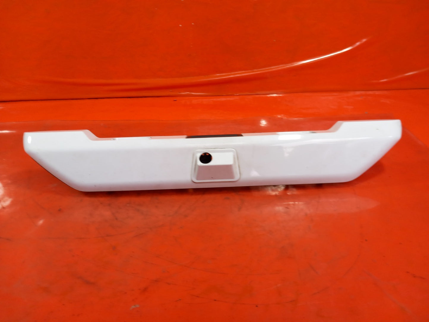 Ford Tourneo Custom 2.2 Diesel 2016 Tailgate Trim BK2143404 Warranty A411 - Image 6