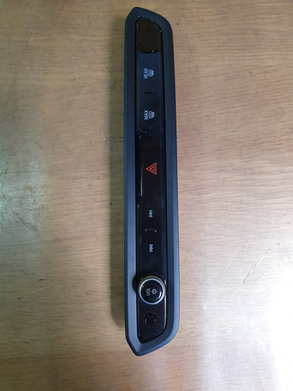 ebay-src:https://i.ebayimg.com/00/s/mtywmfgxmjaw/z/e3caaoswm1rmzge1/$_57.jpg
