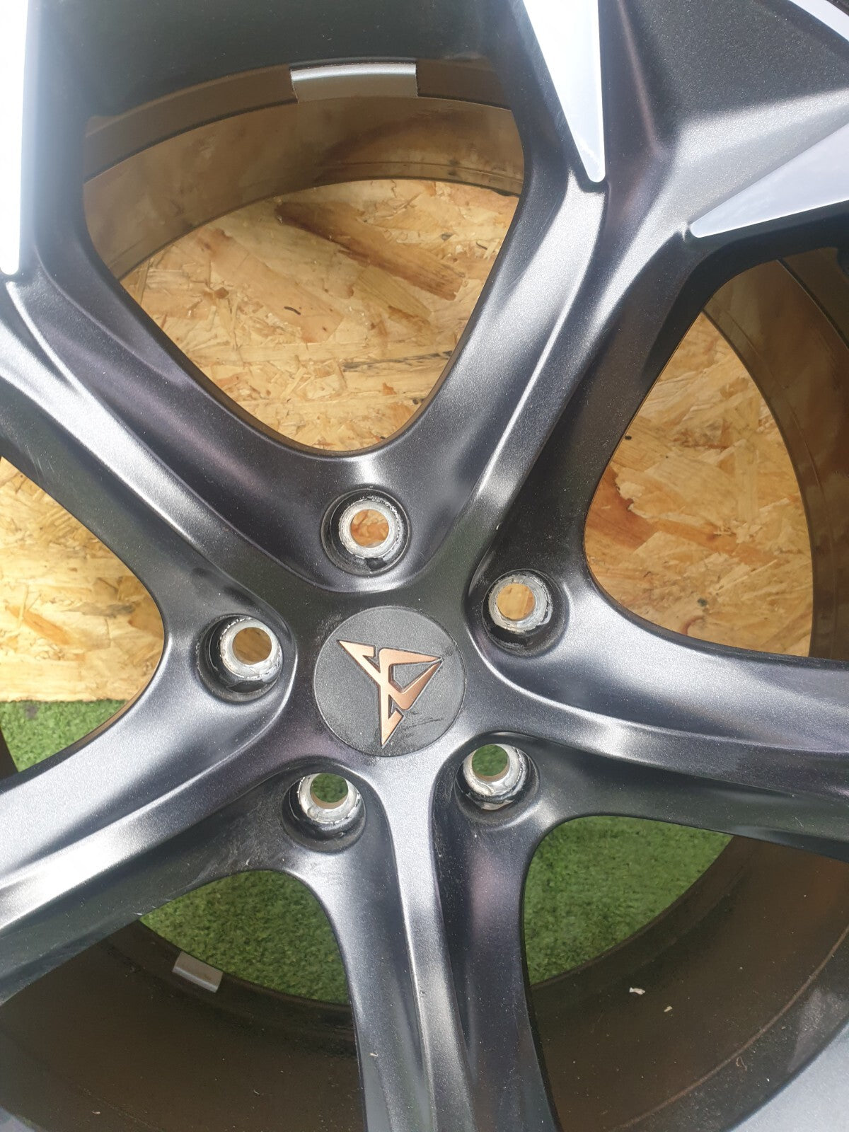 2023 CUPRA FORMENTOR 1.4P HYBRID ALLOY WHEEL & TYRE 245/40 R19 + WARRANTY A173 - Image 9