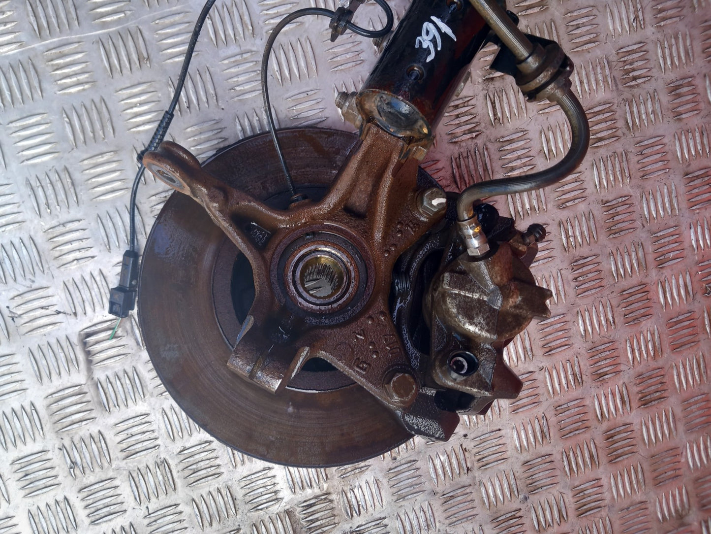 2024 Dacia Jogger Front Left Suspension Leg Hub Warranty A391 - Image 9