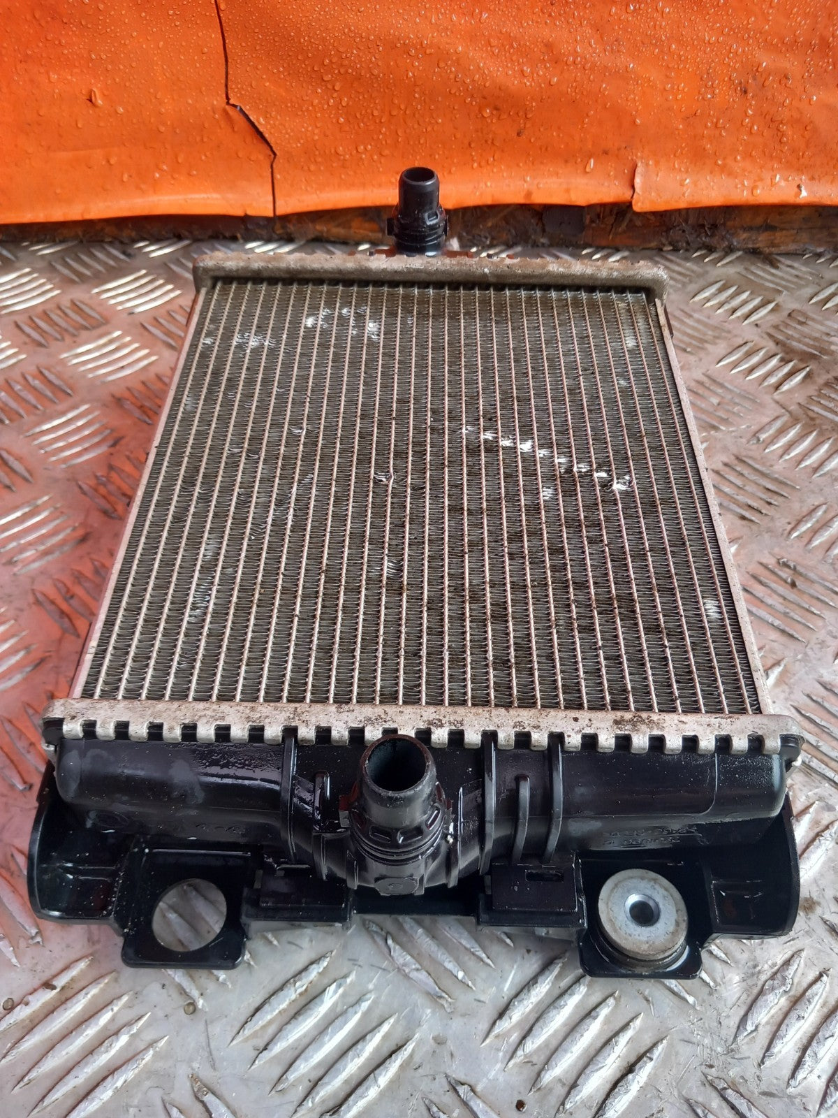 2019 BMW 1 Series F20 M140i Engine Cooling Radiator 8625447 Warranty A400 - Image 7