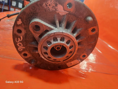 ✅BMW 218I SPORT F22 1.5 PETROL 2017 FRONT RIGHT SUSPENSION LEG HUB 6873721 A306 - Image 9
