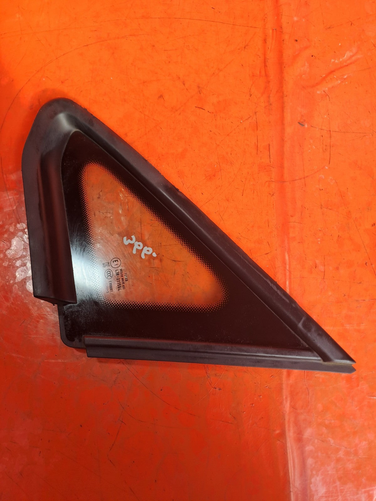 ✅FORD TOURNEO CONNECT VW CADDY 2.0 DIESEL 2024 FRONT LEFT QUARTER WINDOW GLASS - Image 7