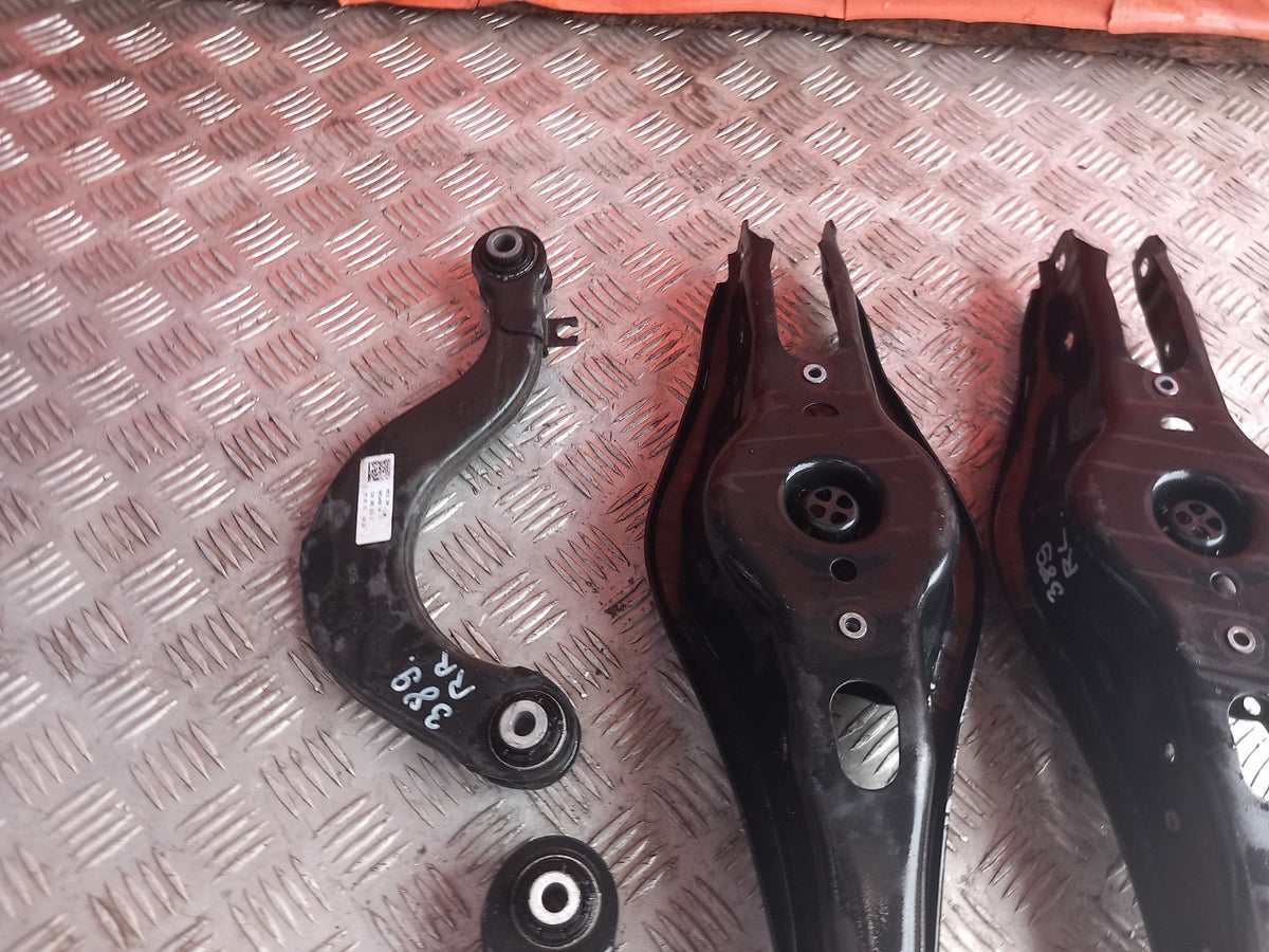 ebay-src:https://i.ebayimg.com/00/s/mtiwmfgxnjaw/z/d0oaaeswoajqhbvt/$_57.jpg