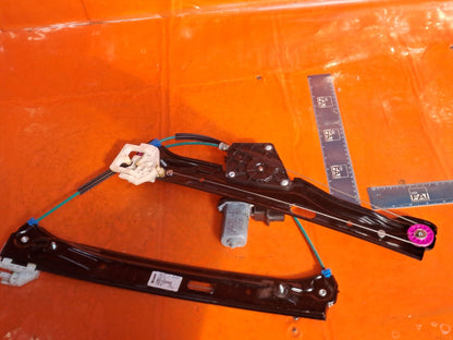 ✅2019 BMW 1 Series F20 M Sport Front Left Door Window Regulator Motor 7242561 - Image 7
