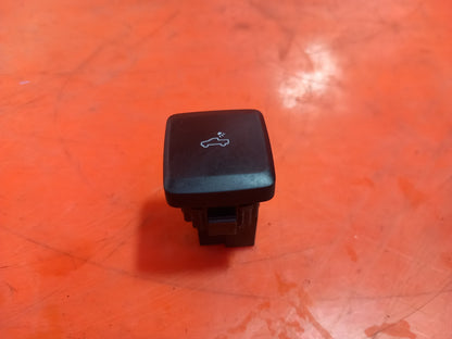 ebay-src:https://i.ebayimg.com/00/s/mtiwmfgxnjaw/z/vamaaeswc8fqk82a/$_57.jpg