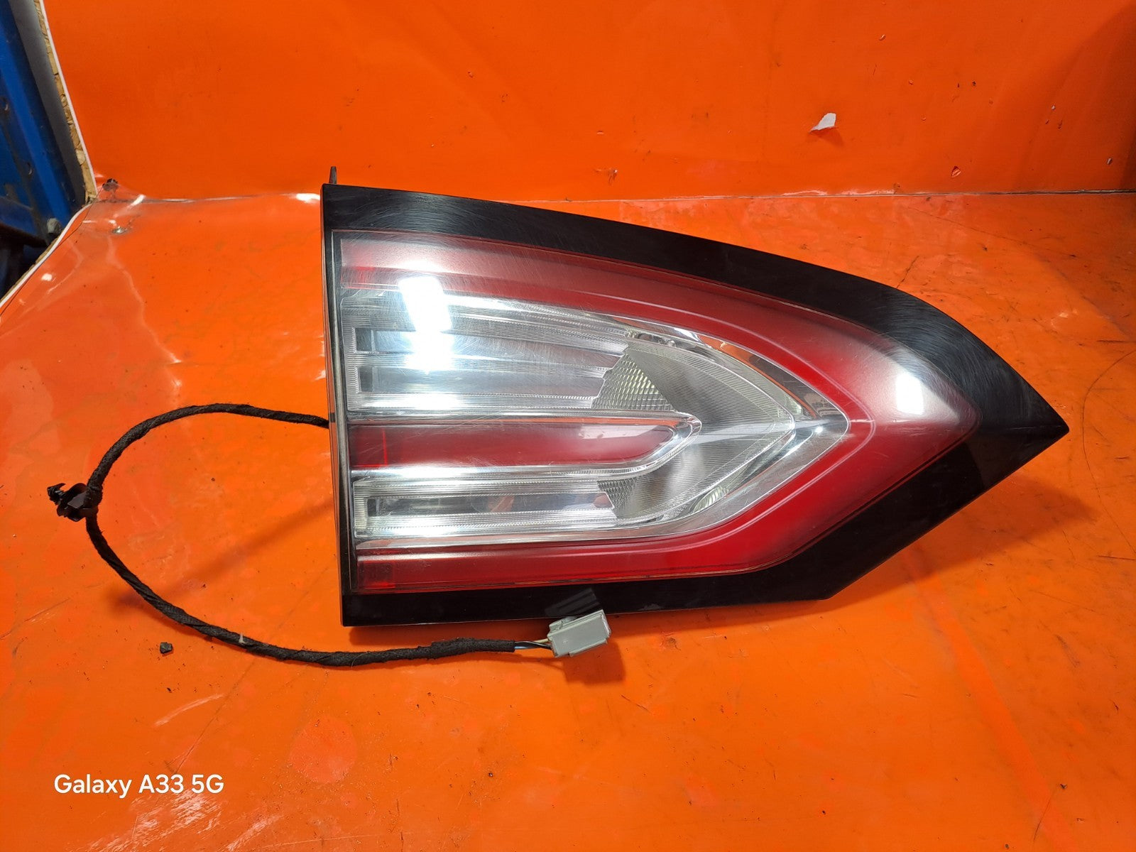 ✅2018 FORD GALAXY ZETEC REAR LEFT INNER TAIL LIGHT EM2B-13A603-AH +WARRANTY A301 - Image 1