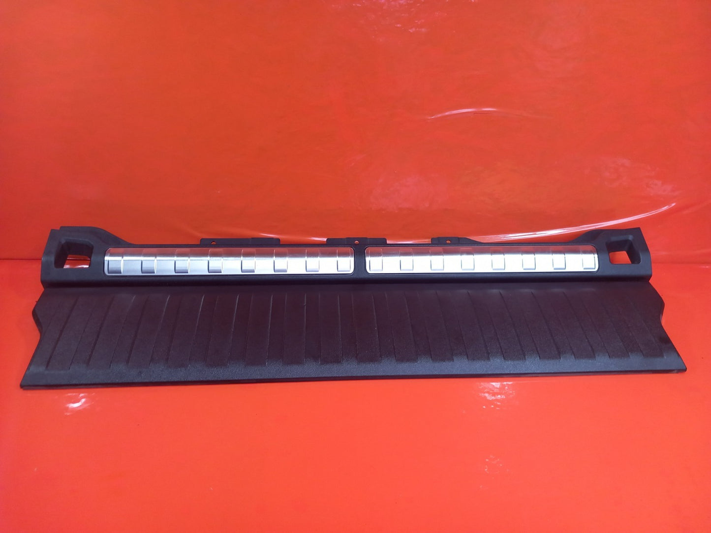 BMW X5 G05 3.0 Petrol 2025 Tailgate Bootlid Cover Trim 7482338 Warranty A398 - Image 3