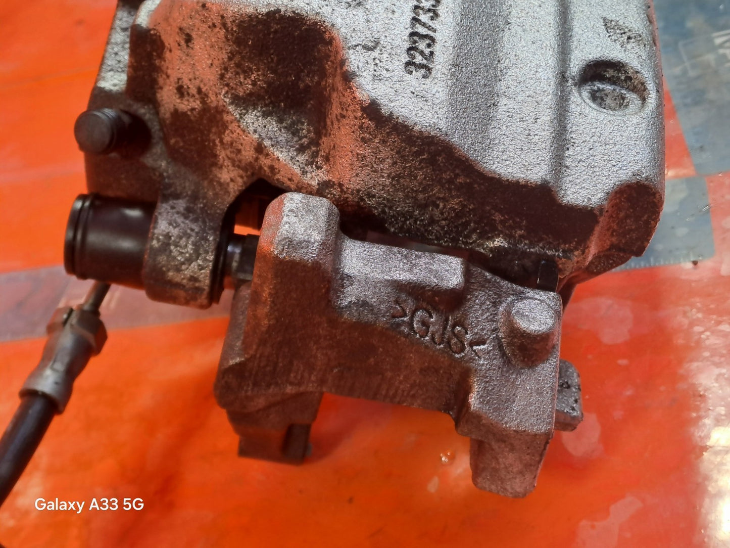 ✅POLESTAR 2 LONG RANGE 2023 FRONT RIGHT BRAKE CALIPER 32373384 32301360 Warranty - Image 5