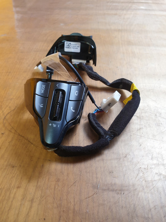✅2023 HYUNDAI I20 MK3 N LINE STEERING WHEEL SWITCHES BUTTONS + WARRANTY A189 - Image 2