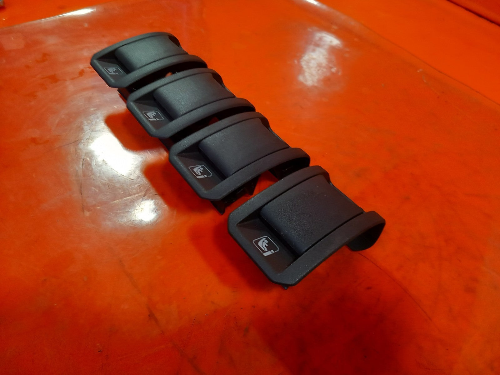 Volkswagen ID4 iD4 Isofix Cover and Holder Child Seat 5H0887233C Set xAA - Image 5