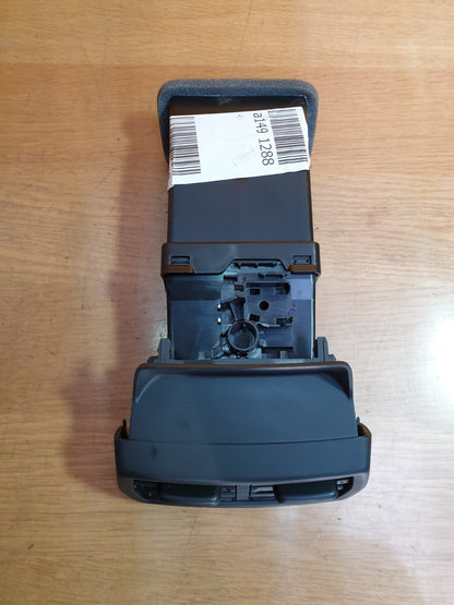 ✅Audi A3 8Y S Line 2021 Rear Center Console Air Vent 8Y0857042 + Warranty A149 - Image 4