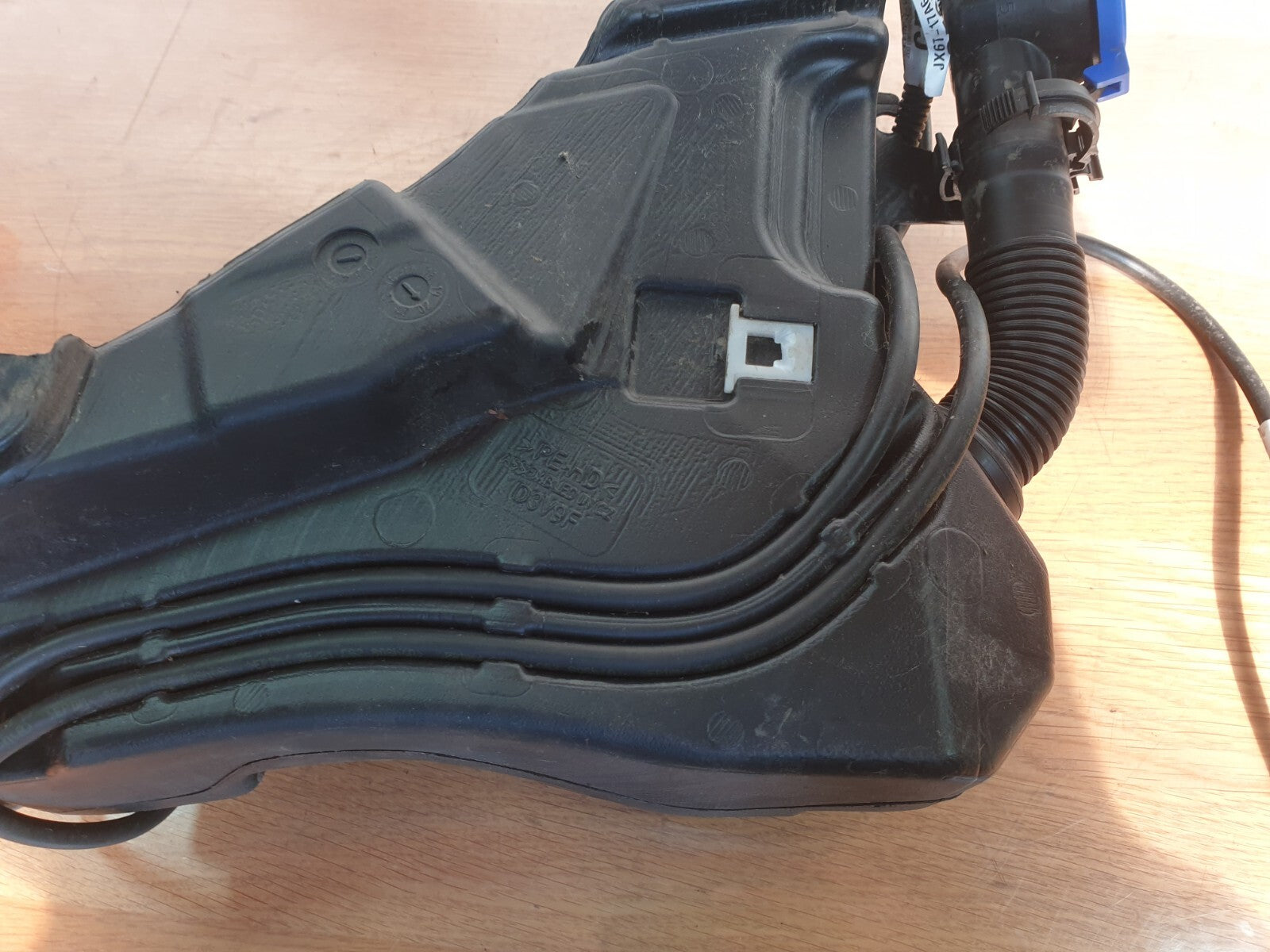 FORD FOCUS ACTIVE X 1.0 PETROL 2021 WINDSCREEN WASHER BOTTLE TANK JX7B17B613EF - Image 8